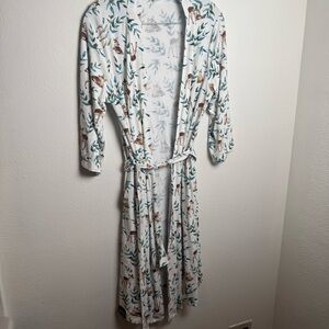 Milk Maid Goods Deer print  neutral  Robe nursing and‎ maternity friendly